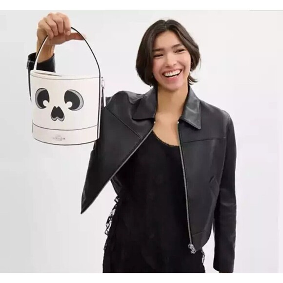 Coach White and Black Bucket Bag - Picture 4 of 4